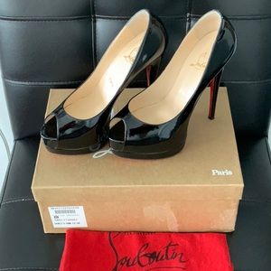 Christian Louboutin Palais Royal 120 patent size 7